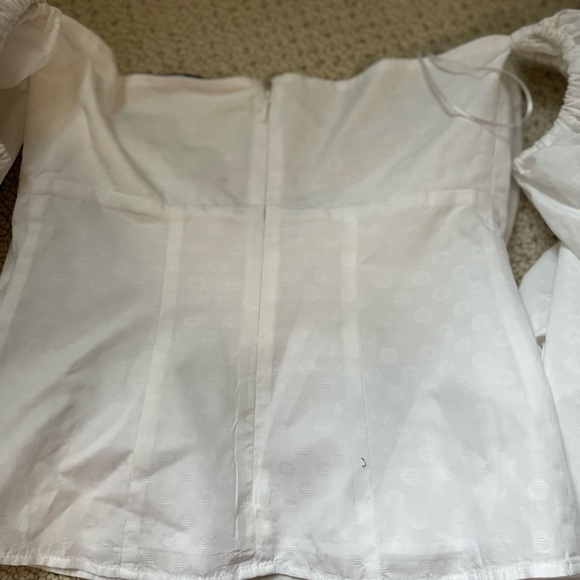 The Attico Off-shoulder Balloon Sleeve Blouse White - Picture 8 of 13